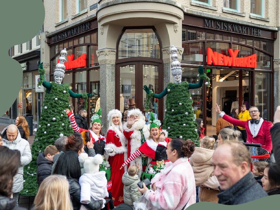 De Grootste Kerstmarkt van het Oosten 2023 foto's